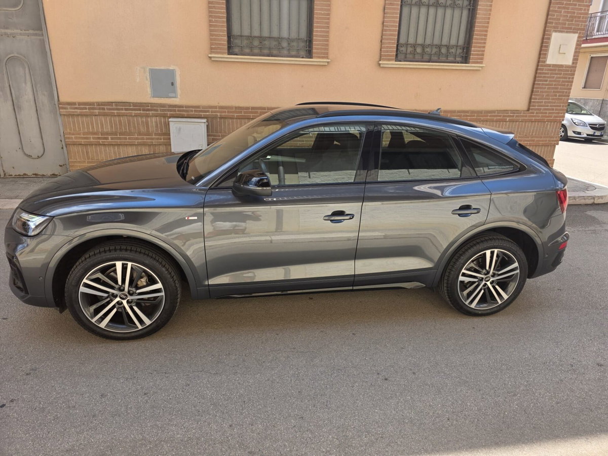 Audi Q5 40 TDI 204 CV quattro S tronic S line plus (6)