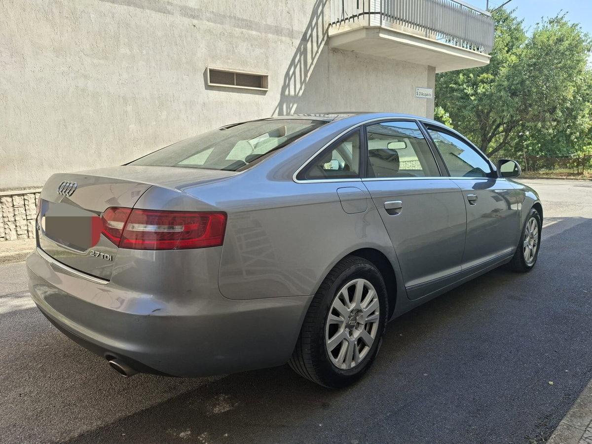 Audi A6 2.7 V6 TDI 190 CV F.AP. (10)
