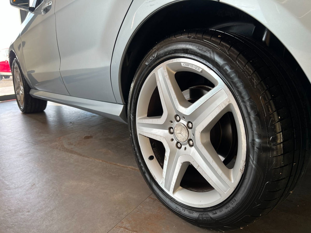Mercedes-Benz Classe ML 350 BlueTEC 4Matic Premium (7)