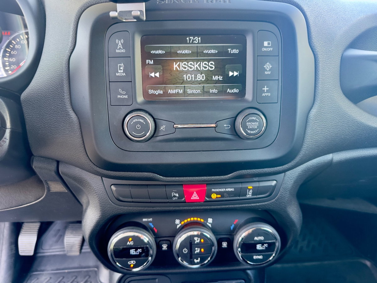 Jeep Renegade 1.6 Mjt 120 CV Limited (12)