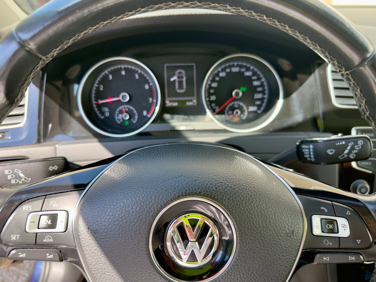Volkswagen Golf 1.4 TGI DSG 5p. Highline BlueMotion (12)