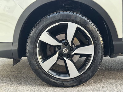 Nissan Qashqai 1.5 dCi Tekna (19)