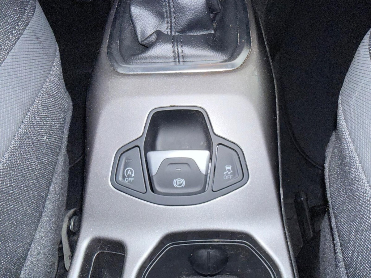 Jeep Renegade 1.6 Mjt 130 CV Limited (15)