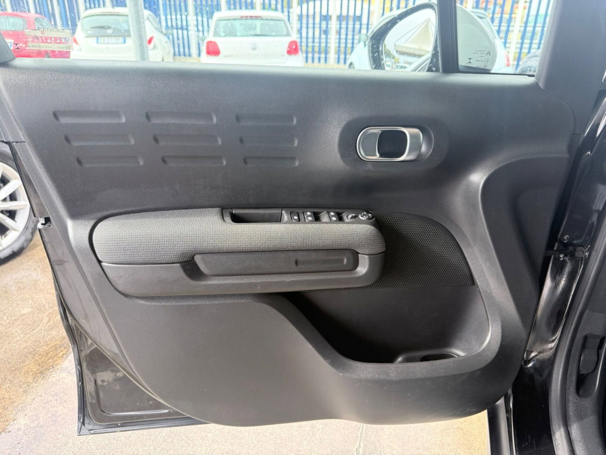 Citroen C3 Aircross PureTech 82 Shine (18)