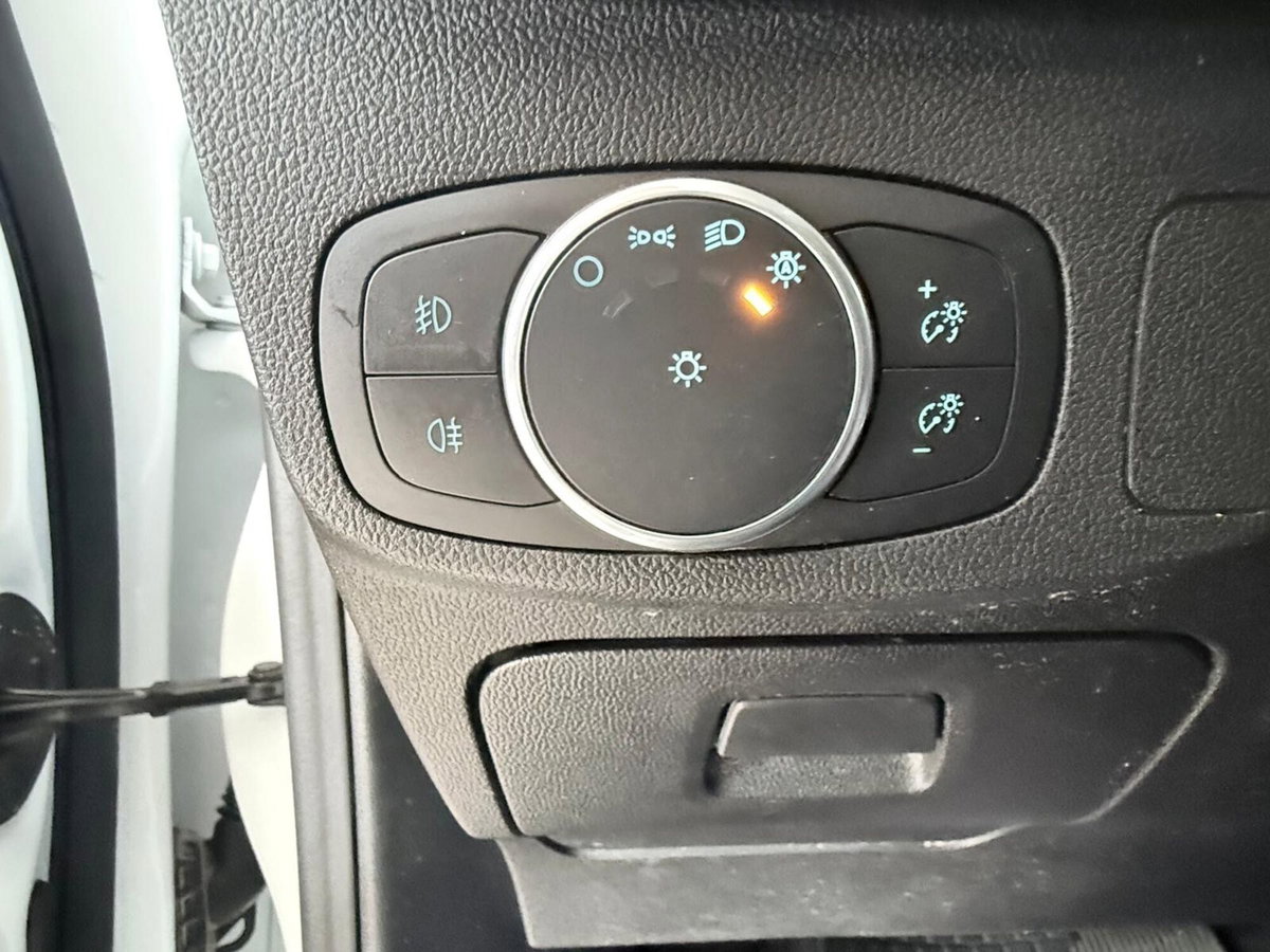Ford Focus Station Wagon 1.5 EcoBlue 120 CV automatico SW Vignale Co-Pilot (15)