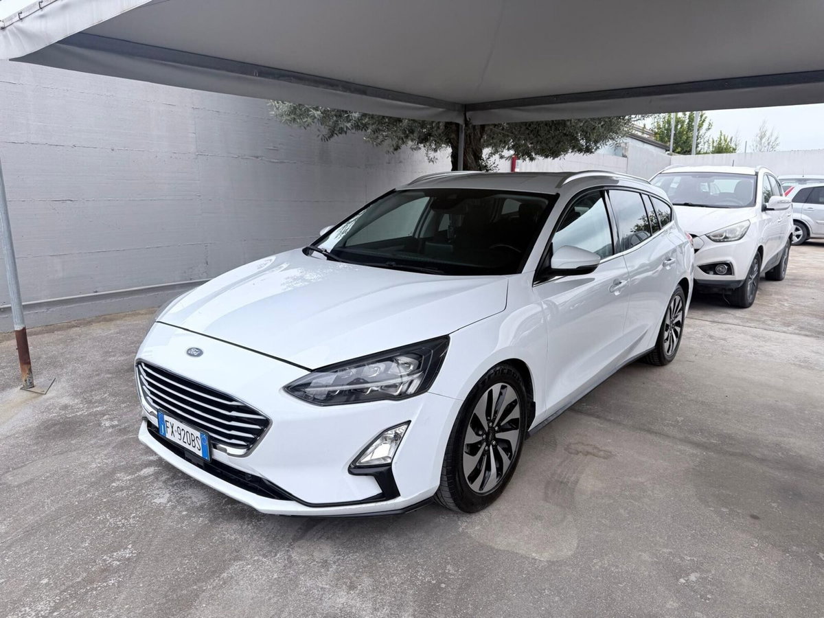 Ford Focus Station Wagon 1.5 EcoBlue 120 CV automatico SW Vignale Co-Pilot (2)
