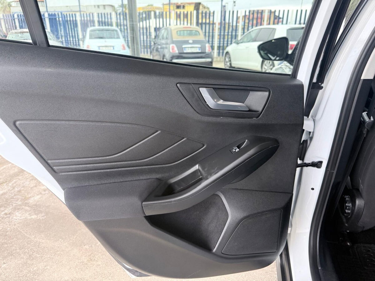 Ford Focus Station Wagon 1.5 EcoBlue 120 CV automatico SW Vignale Co-Pilot (20)