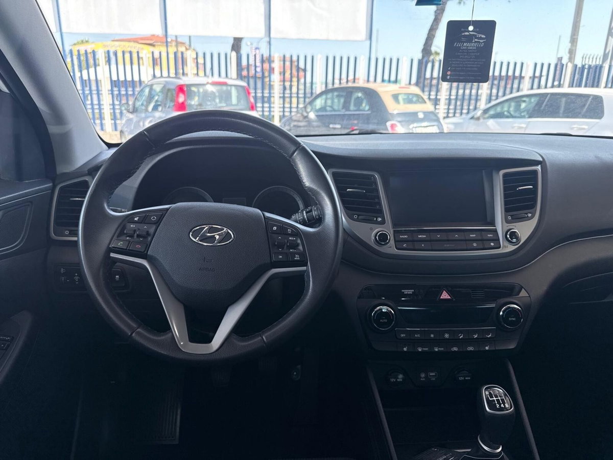 Hyundai Tucson 1.7 CRDi Sound Edition (11)
