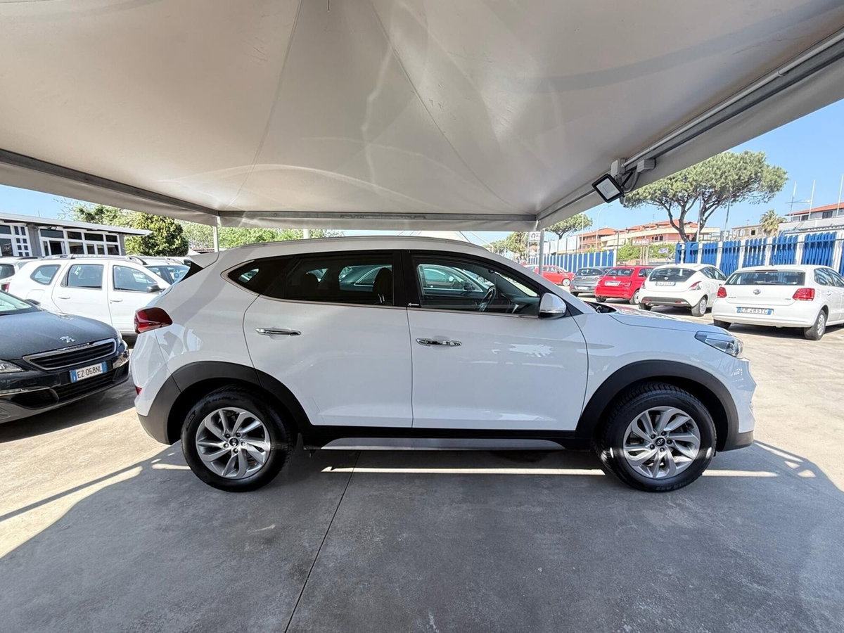 Hyundai Tucson 1.7 CRDi Sound Edition (7)
