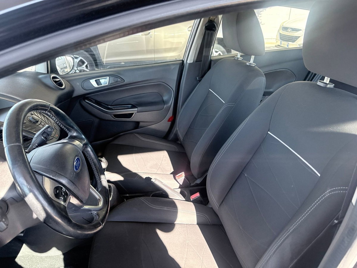 Ford Fiesta 1.0 80CV 5 porte Titanium (10)