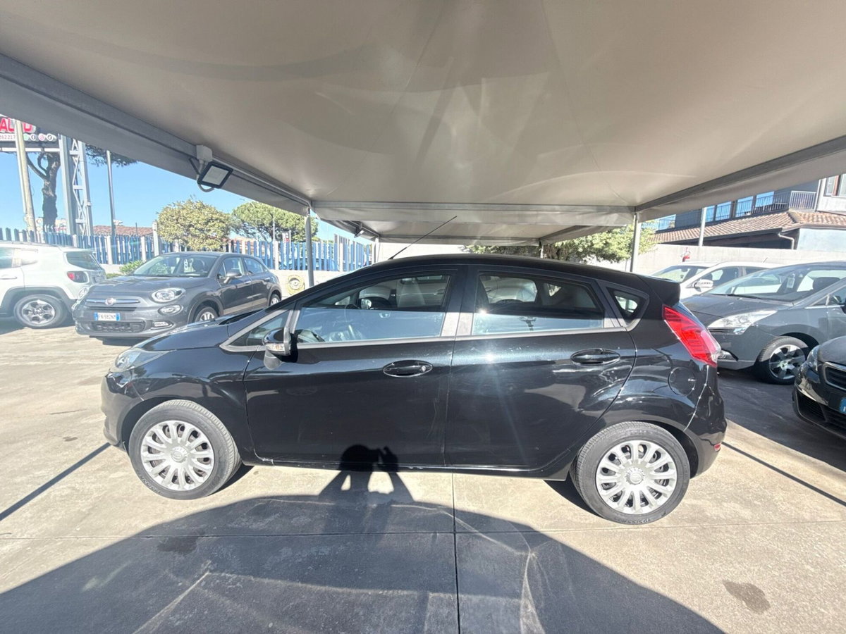 Ford Fiesta 1.0 80CV 5 porte Titanium (8)