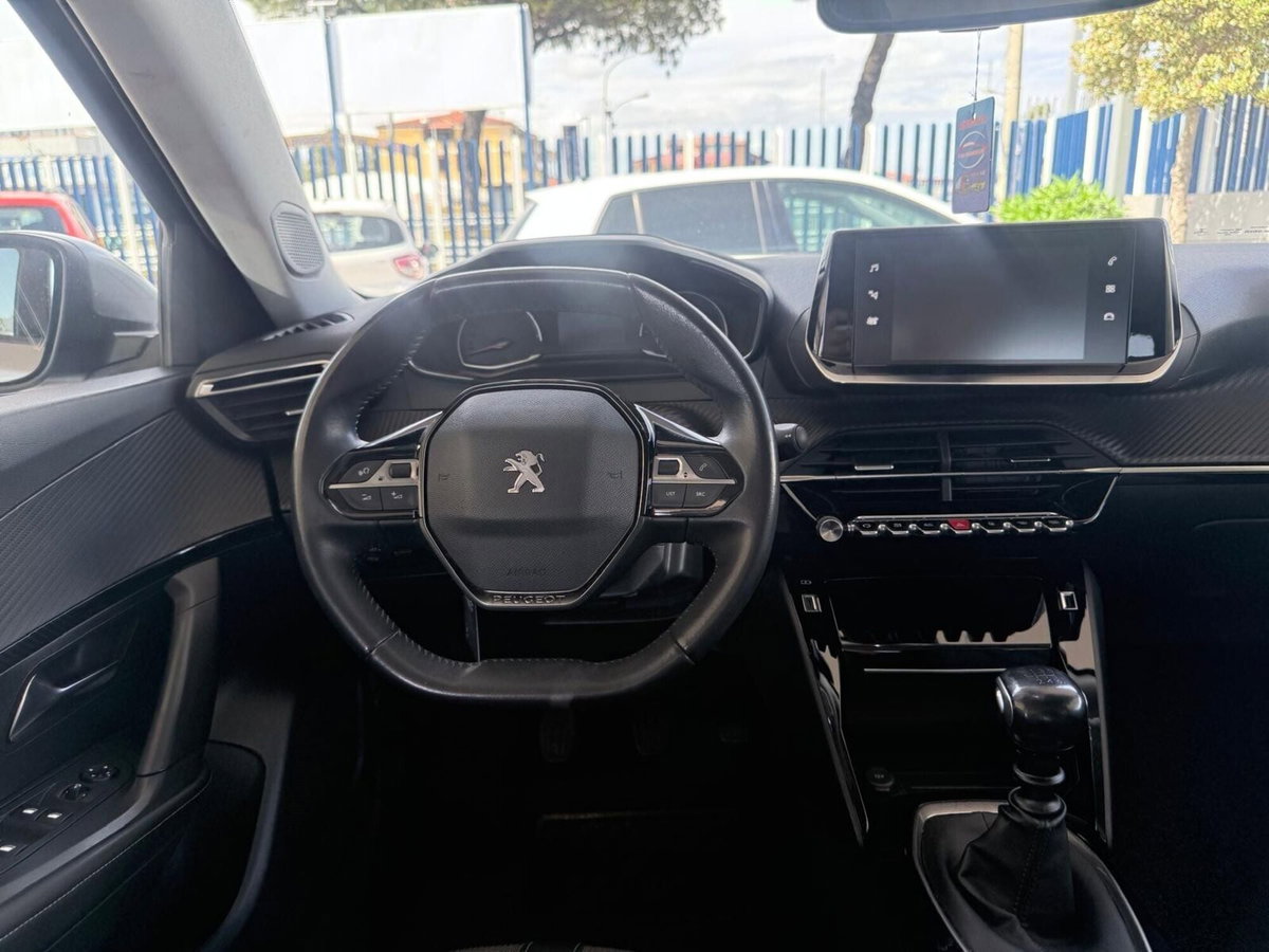 Peugeot 2008 BlueHDi 110 S&S GT (12)