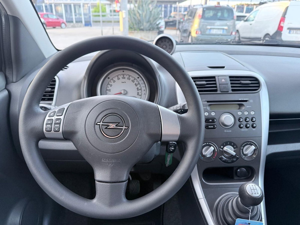 Opel Agila 1.2 16V 94 CV Elective (11)
