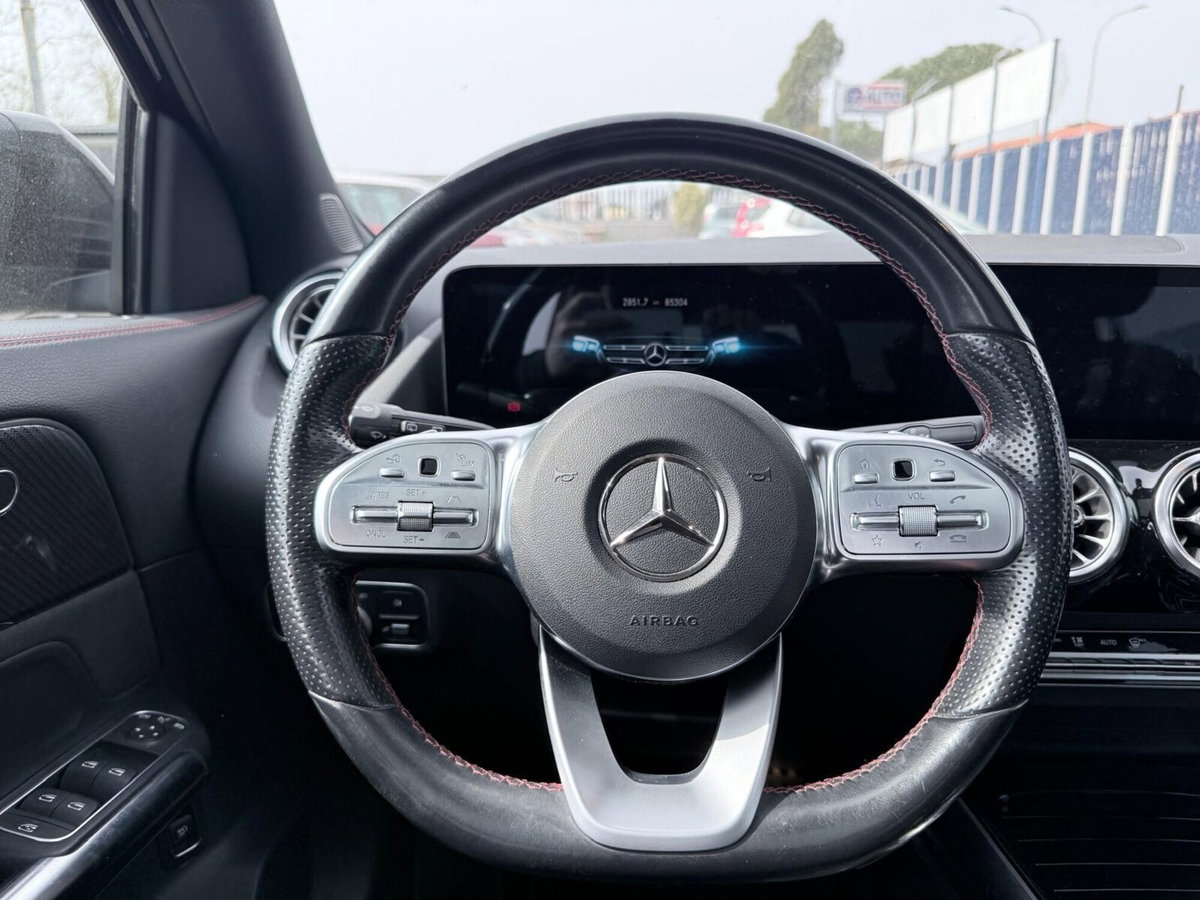 Mercedes-Benz GLA SUV 220 d Automatic 4Matic Premium (12)