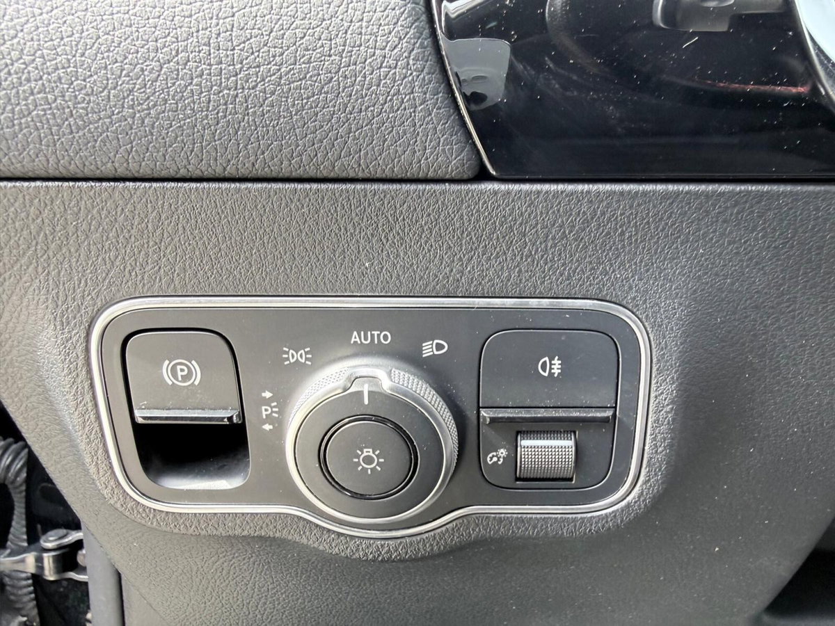 Mercedes-Benz GLA SUV 220 d Automatic 4Matic Premium (14)