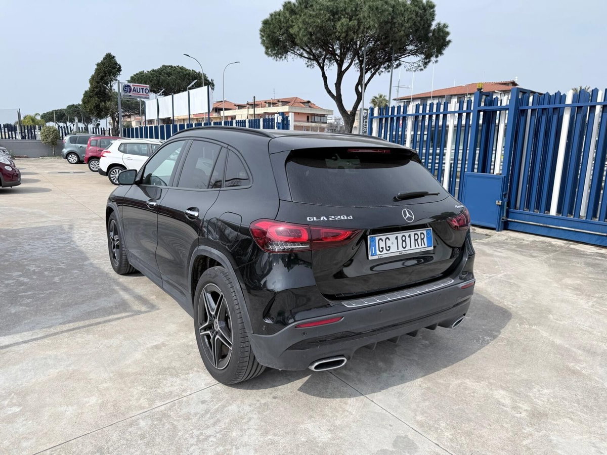 Mercedes-Benz GLA SUV 220 d Automatic 4Matic Premium (6)