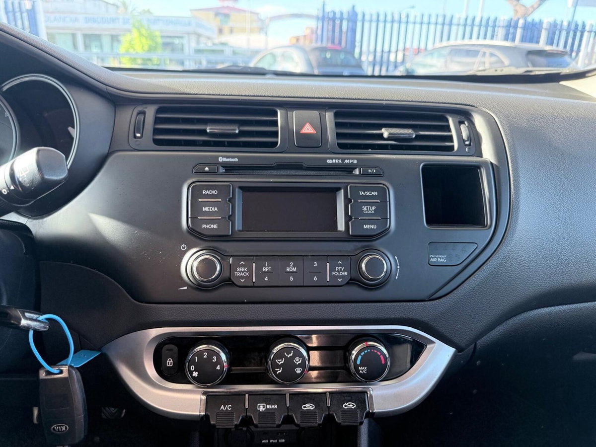 Kia Rio 1.1 CRDi 5p. Active (13)