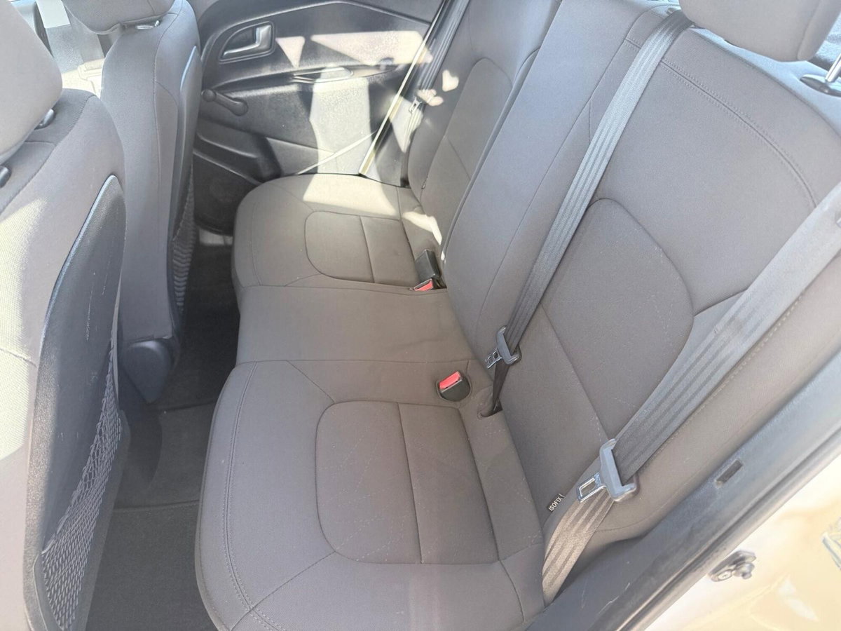 Kia Rio 1.1 CRDi 5p. Active (18)