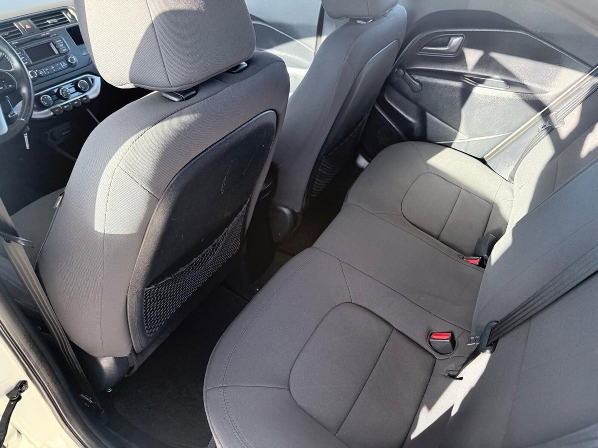 Kia Rio 1.1 CRDi 5p. Active (19)