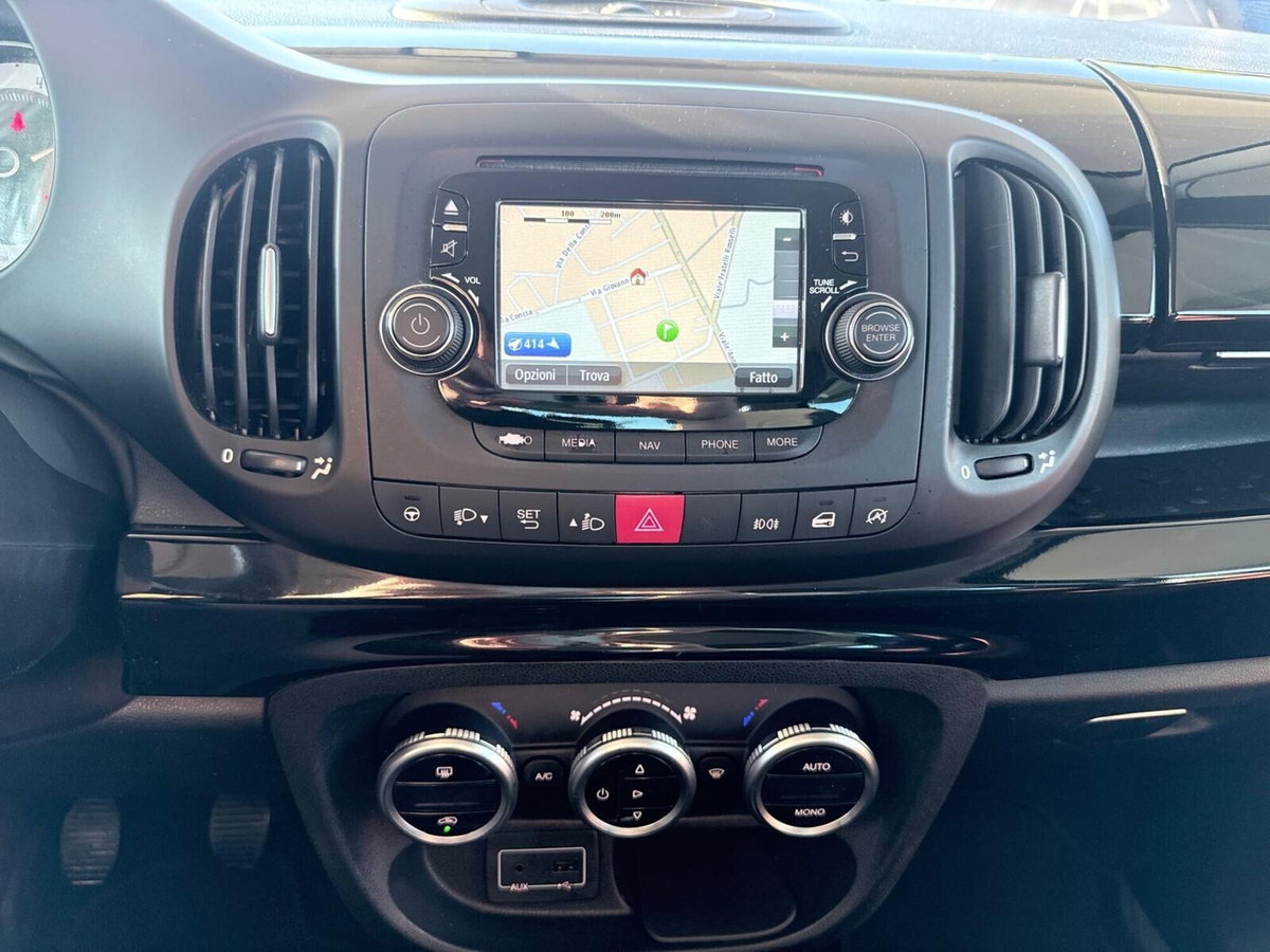 Fiat 500L 1.6 Multijet 105 CV Trekking (13)