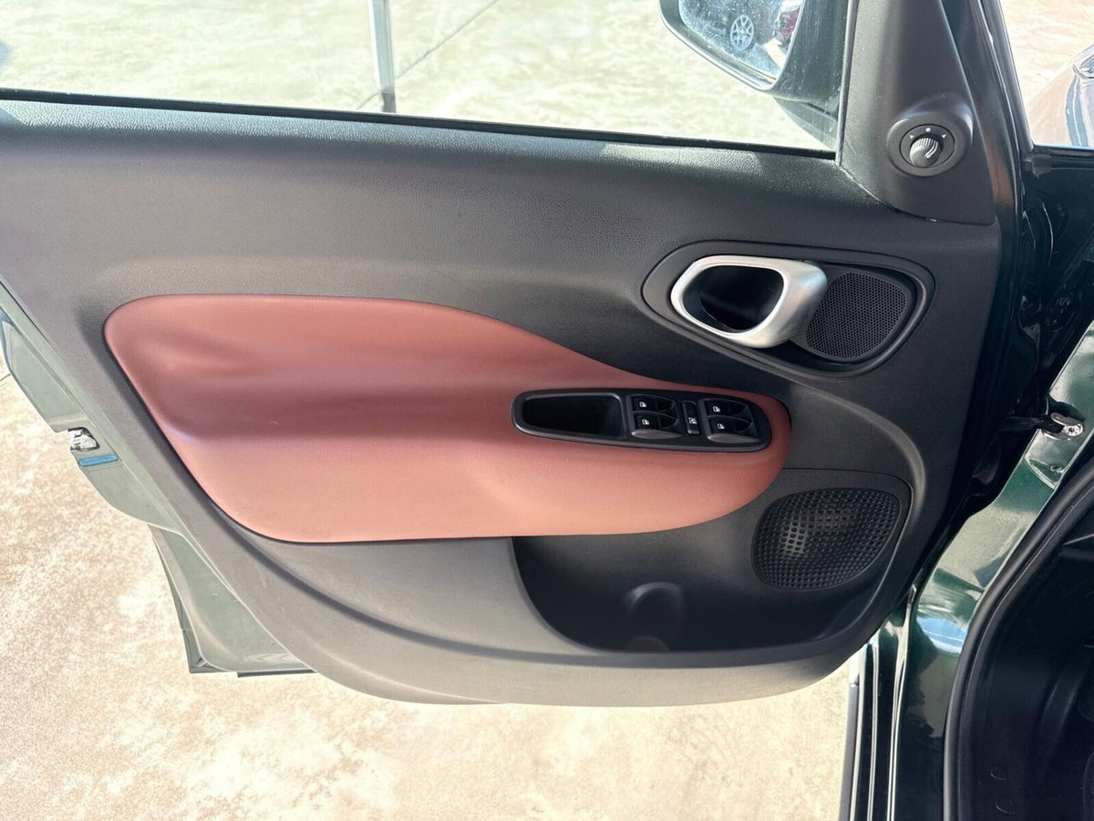 Fiat 500L 1.6 Multijet 105 CV Trekking (15)