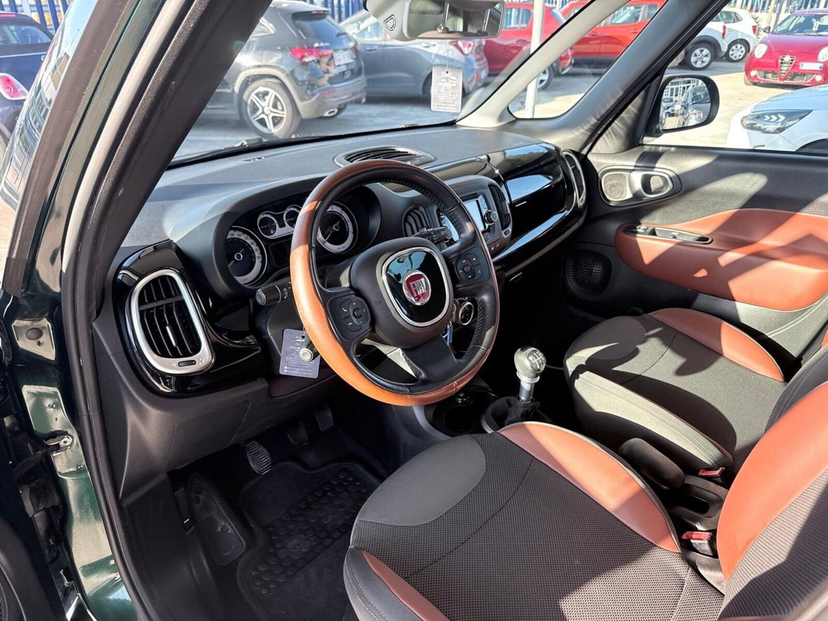 Fiat 500L 1.6 Multijet 105 CV Trekking (9)