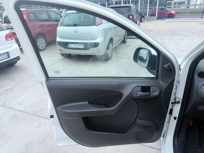Fiat Panda 1.2 Emotion (16)