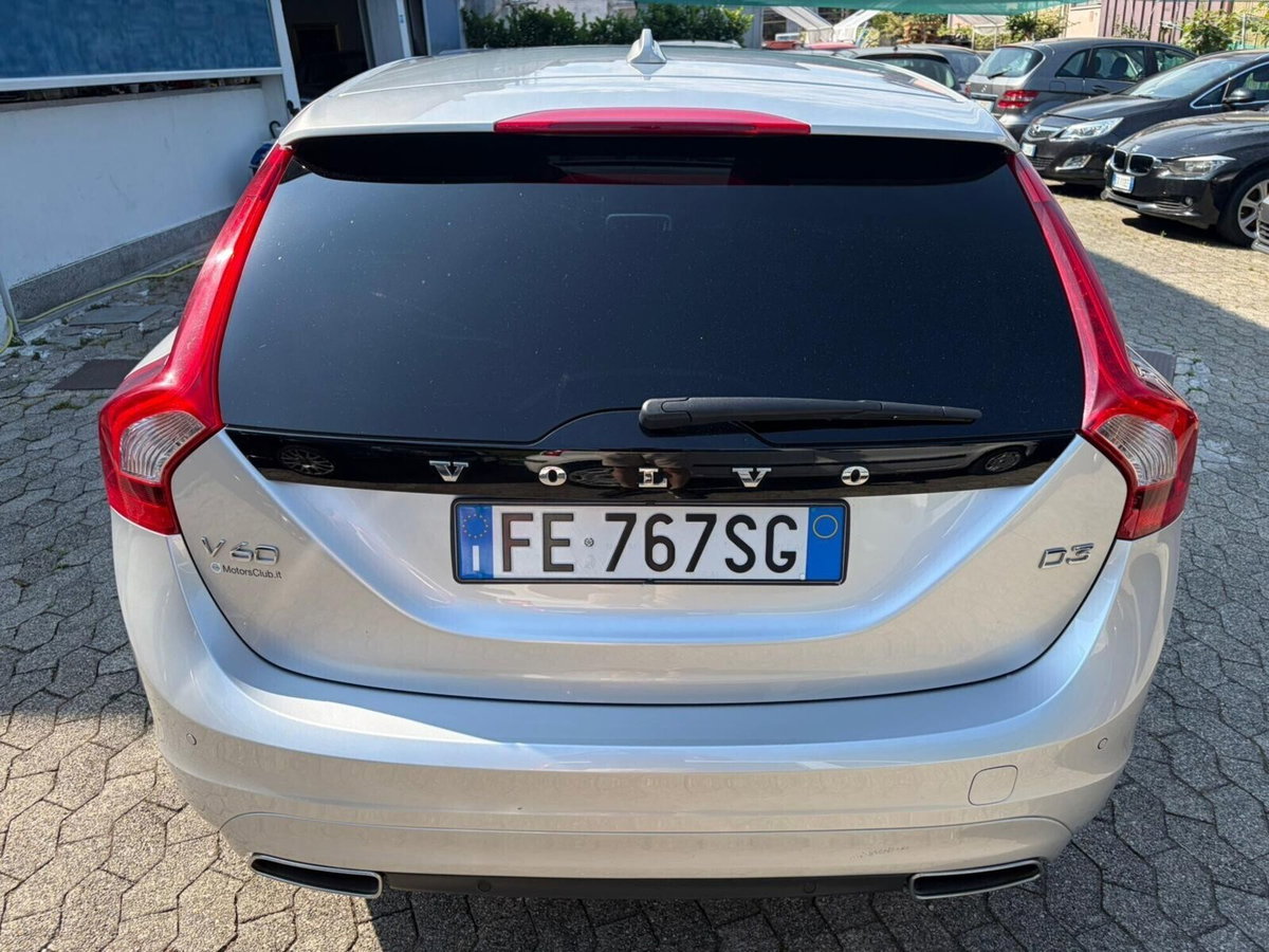 Volvo V60 D3 Momentum Business (5)