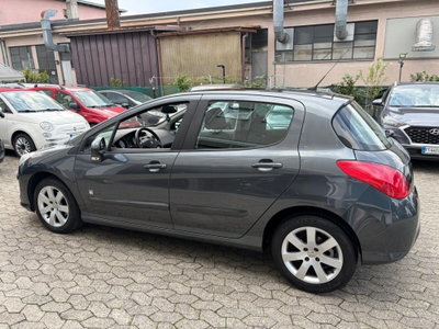 Peugeot 308 1.6 THP 156CV 5p. Féline (6)