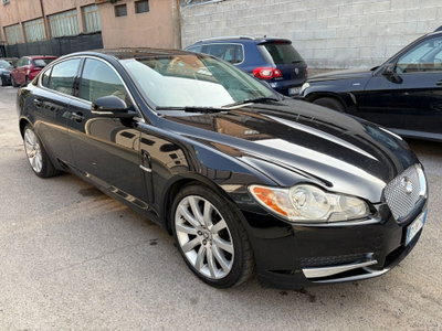 Jaguar XF 3.0 V6 Luxury (3)
