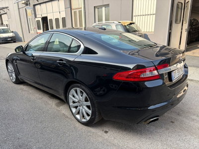 Jaguar XF 3.0 V6 Luxury (6)