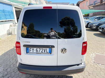 Volkswagen Caddy 2.0 TDI 102 CV DSG Advanced (5)