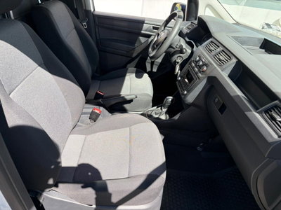 Volkswagen Caddy 2.0 TDI 102 CV DSG Advanced (9)