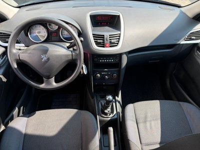 Peugeot 207 8V 75CV 5p. X Line (13)
