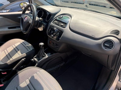 Fiat Punto Evo 1.4 5 porte Dynamic Natural Power (11)