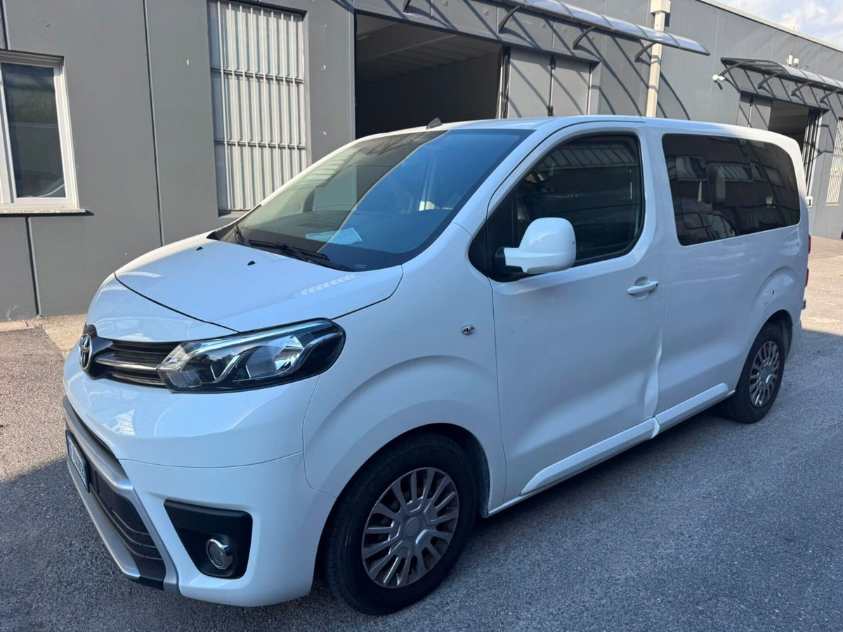 Toyota Proace Verso Verso 1.6D L1 D Lounge