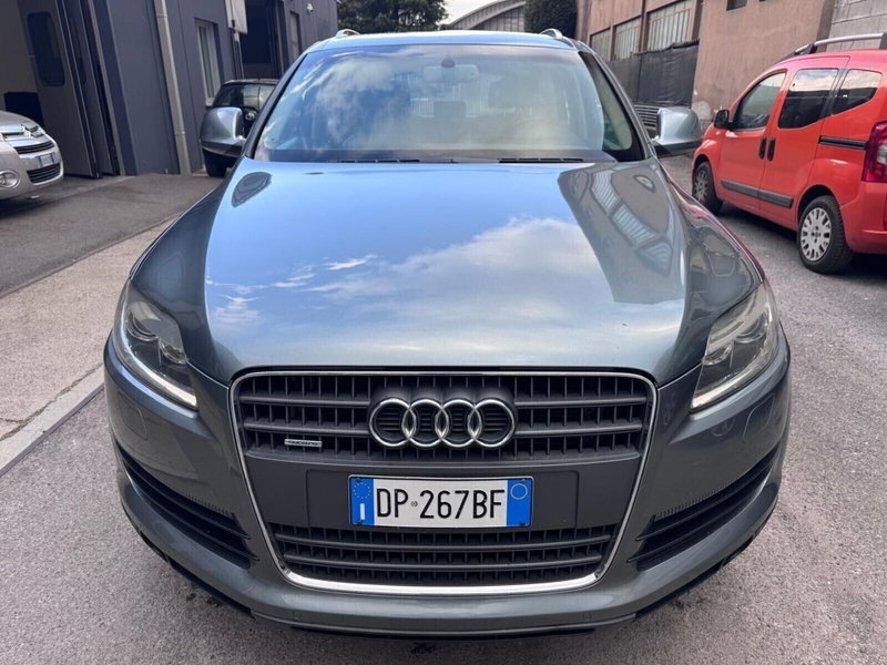 Audi Q7 3.0 V6 TDI 233CV quattro tiptronic