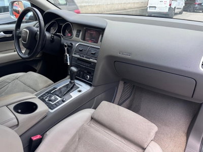 Audi Q7 3.0 V6 TDI 233CV quattro tiptronic (11)