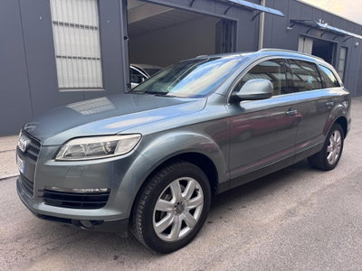 Audi Q7 3.0 V6 TDI 233CV quattro tiptronic (3)