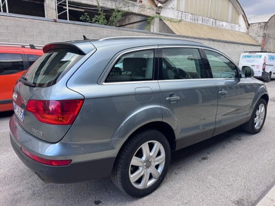 Audi Q7 3.0 V6 TDI 233CV quattro tiptronic (4)