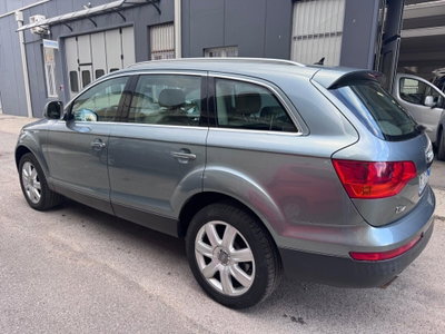Audi Q7 3.0 V6 TDI 233CV quattro tiptronic (5)