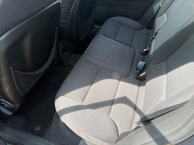 Audi A3 Sportback 2.0 16V TDI Attraction (9)
