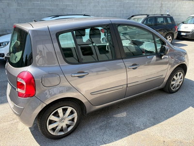 Renault Modus 1.2 16V Wave (4)