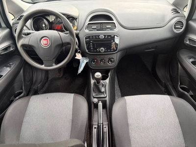 Fiat Punto 1.3 MJT II S&S 85 CV 5 porte ECO Street (13)