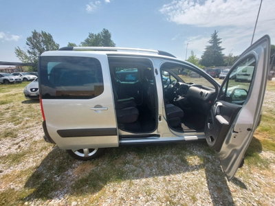 Peugeot Partner 1.6 HDi 112CV Outdoor (9)