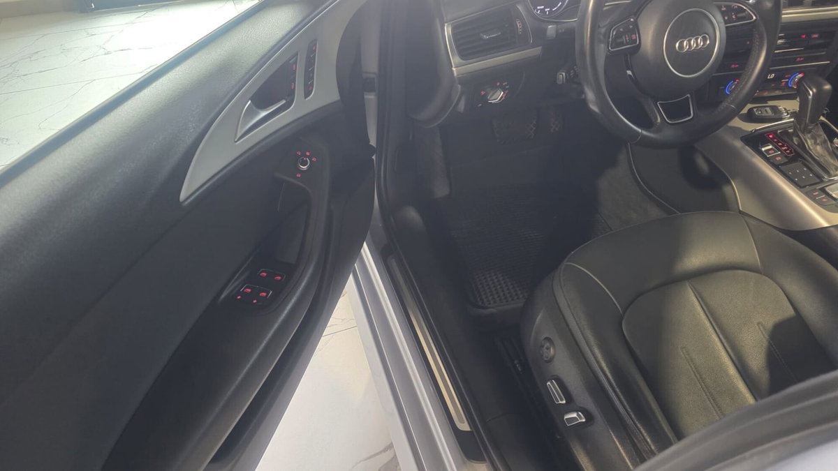 Audi A6 Avant 2.0 TDI 190 CV ultra S tronic Business (14)