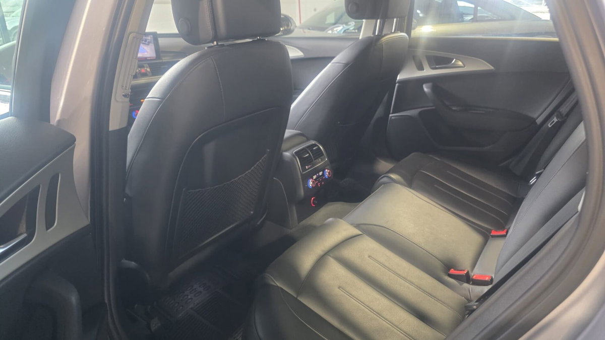 Audi A6 Avant 2.0 TDI 190 CV ultra S tronic Business (16)