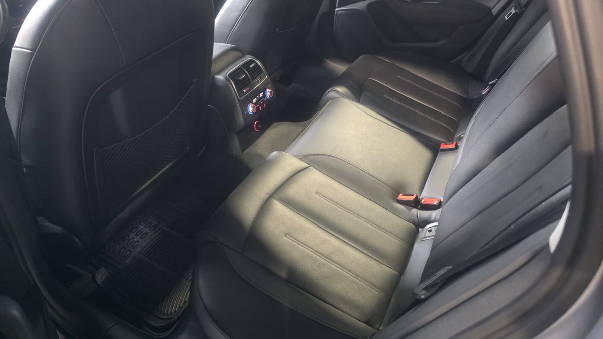 Audi A6 Avant 2.0 TDI 190 CV ultra S tronic Business (18)