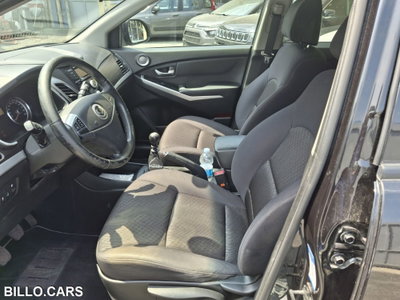 Ssangyong Korando 2.0 AWD MT GPL Plus (8)