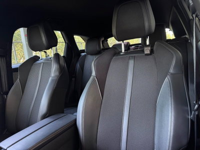 Peugeot 3008 BlueHDi 130 S&S EAT8 GT Pack (11)
